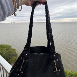 Gucci Black Leather Guccissima Pelham Medium shoulder bag